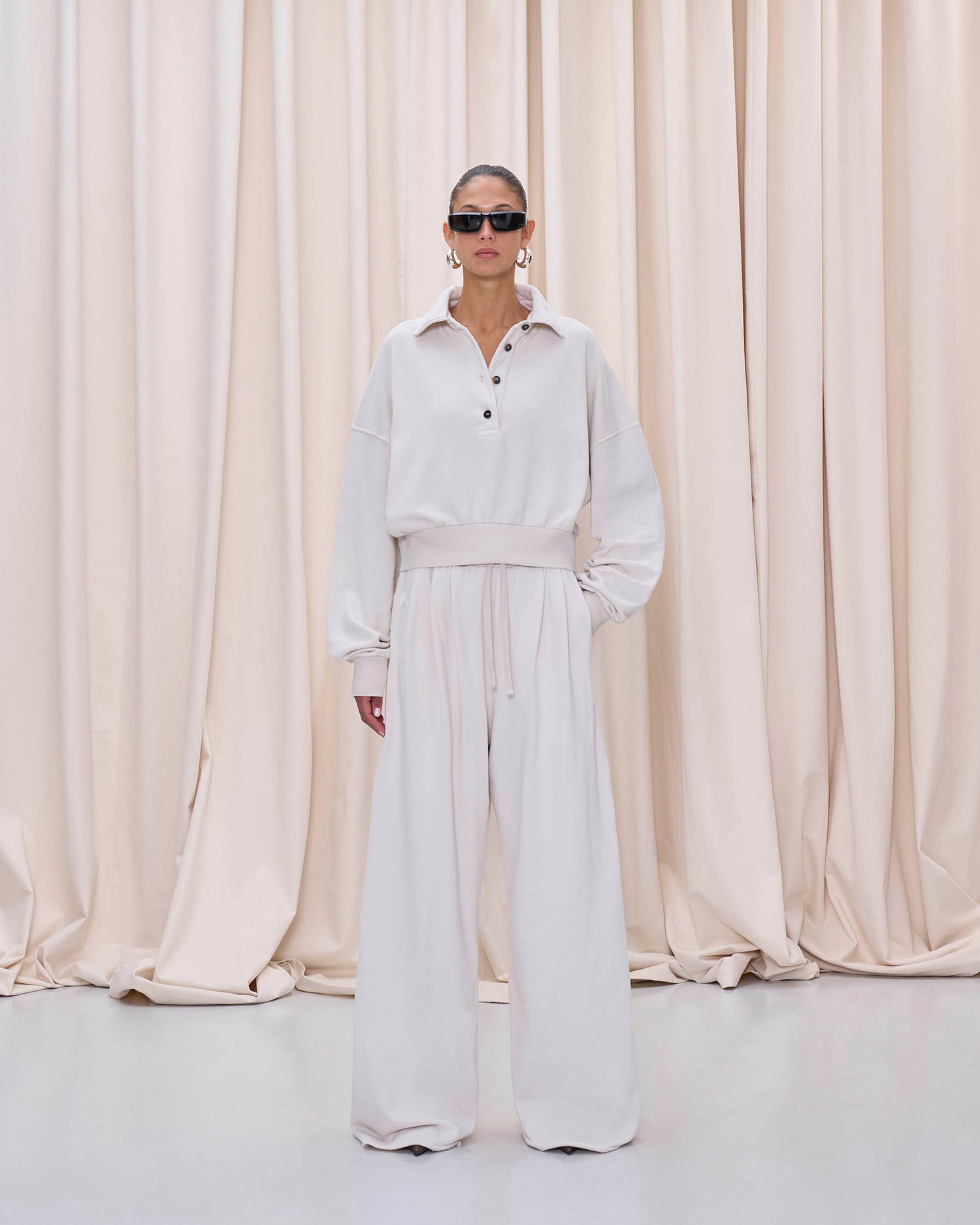 EDIE POLO SWEATSHIRT // ECRU