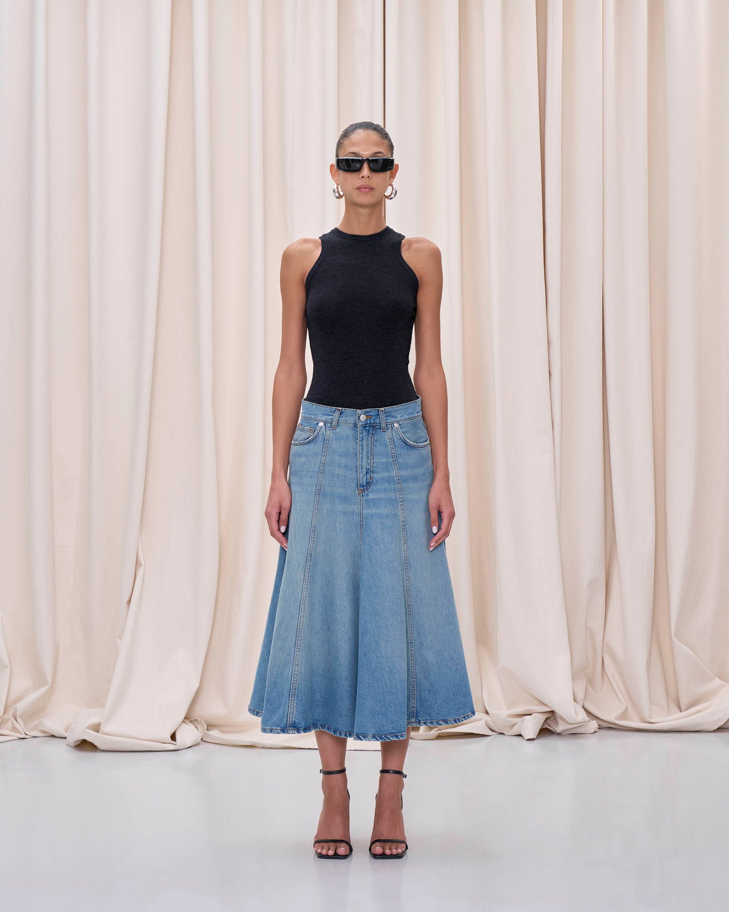 MID SERENITY SKIRT // IONIC BLUE