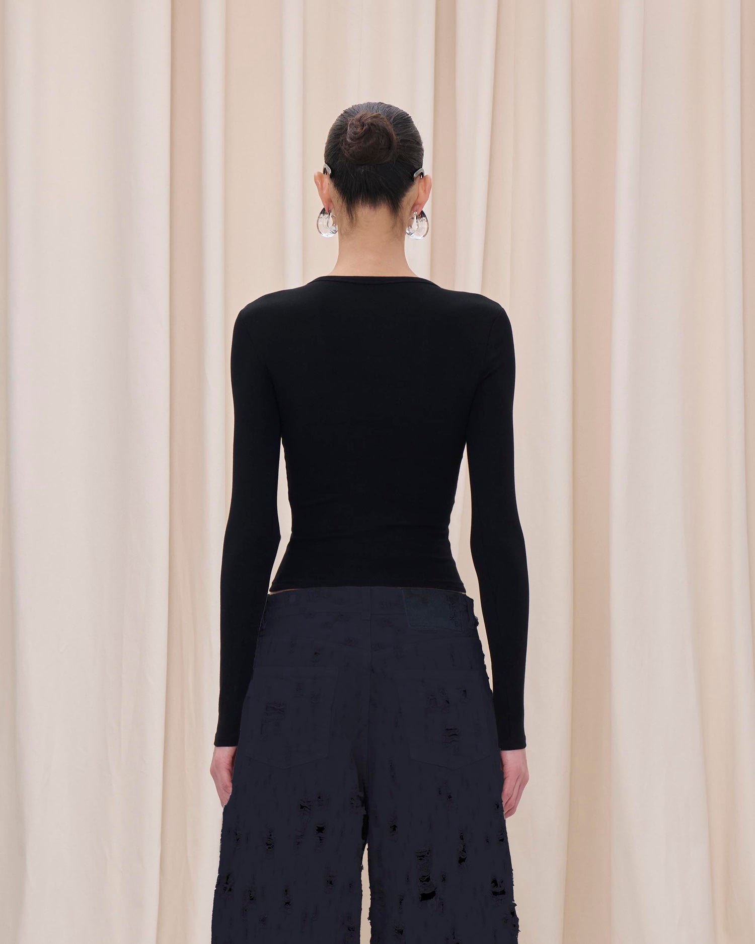 BETHANY BULL DESTROY DENIM // CARBON