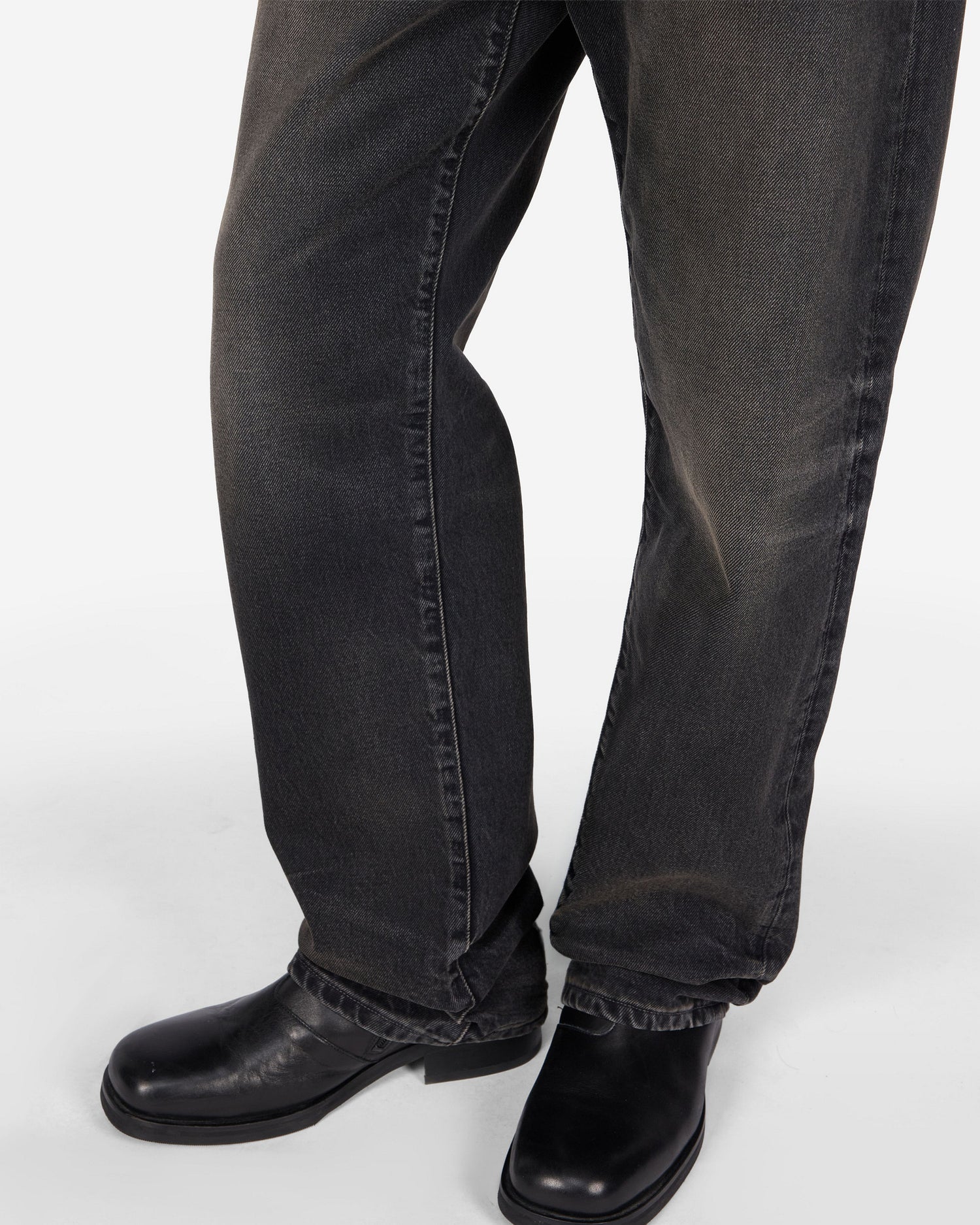 ACHILLES DENIM JEANS // VINTAGE BLACK