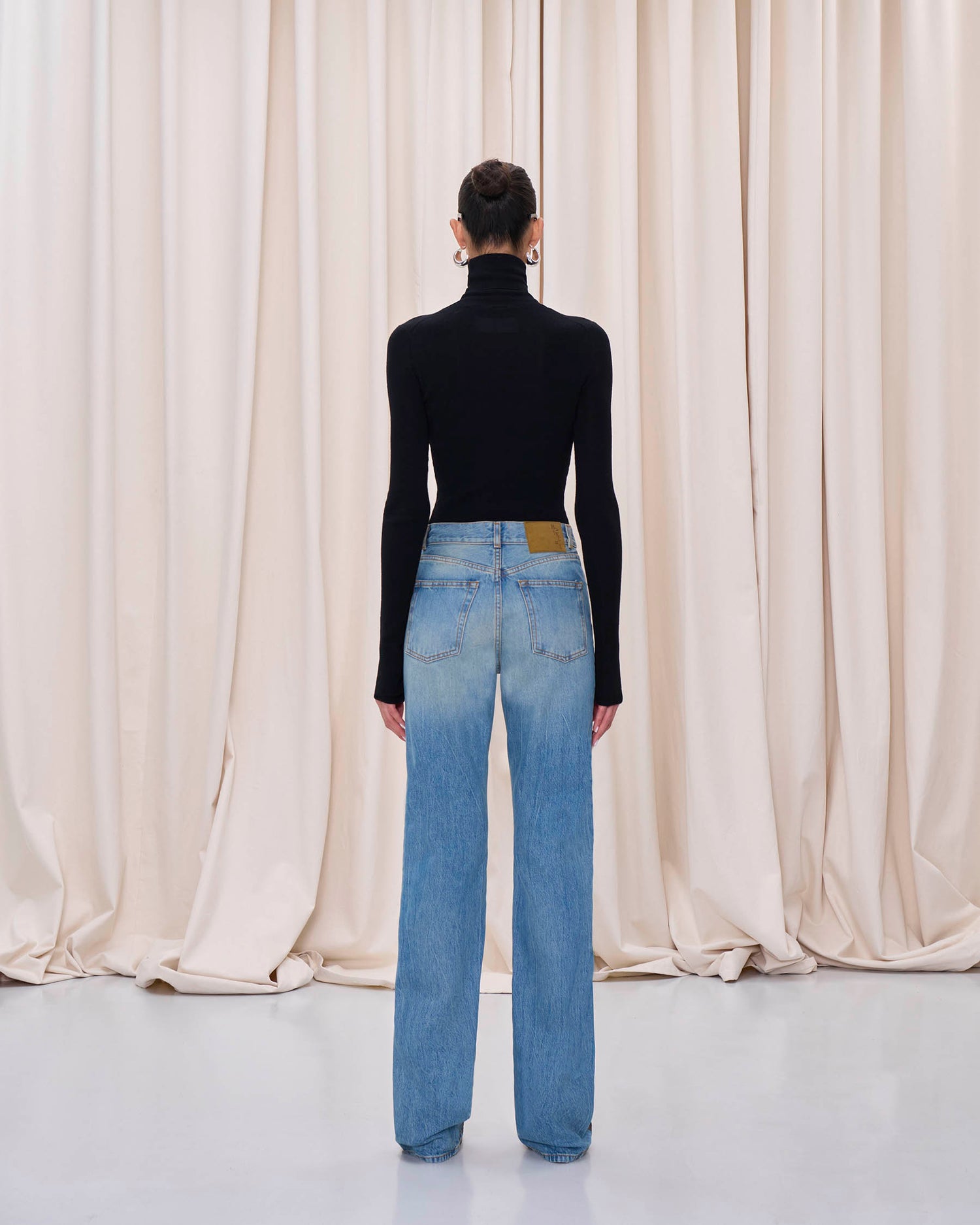 STAR DENIM & LEATHER // BLACK / AUTHENTIC DARK WASH