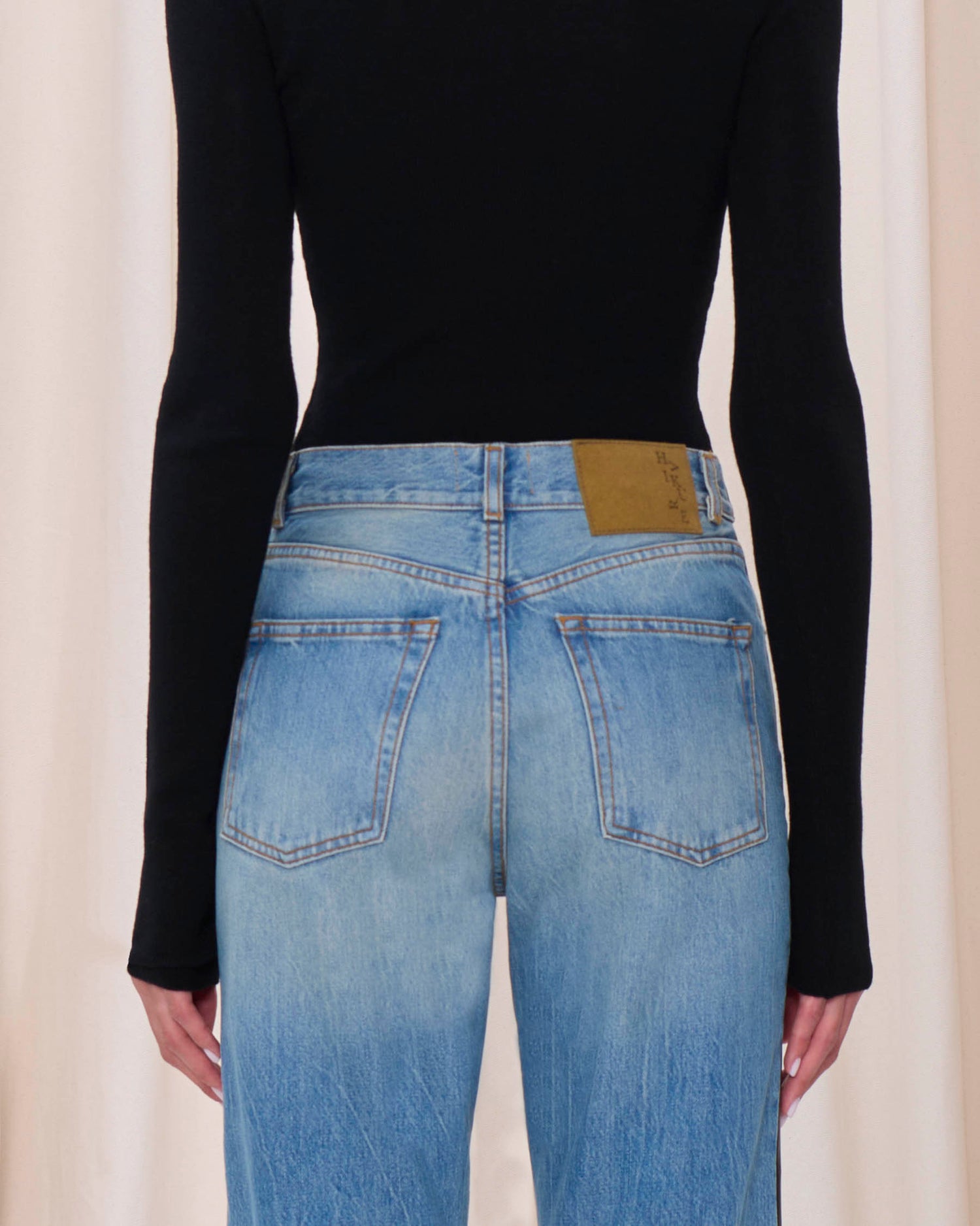 STAR DENIM & LEATHER // BLACK / AUTHENTIC DARK WASH