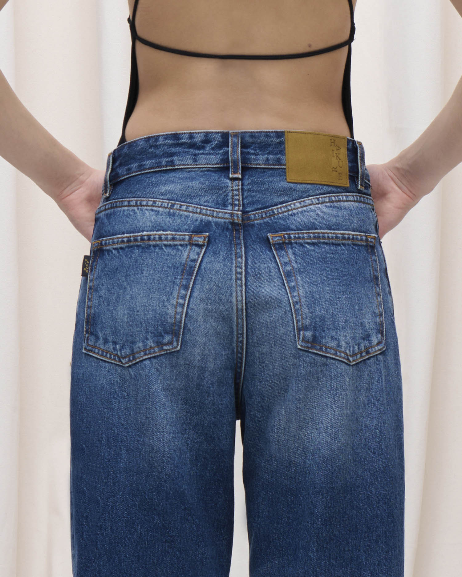 BETTY DENIM // MID BLUE