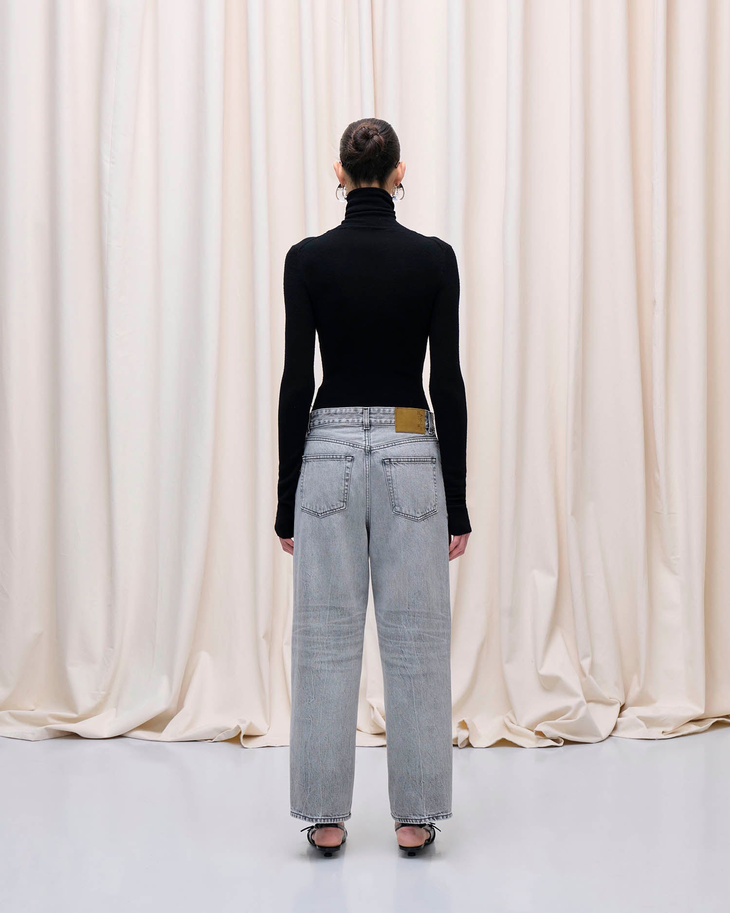 BETTY DENIM // FOG GREY