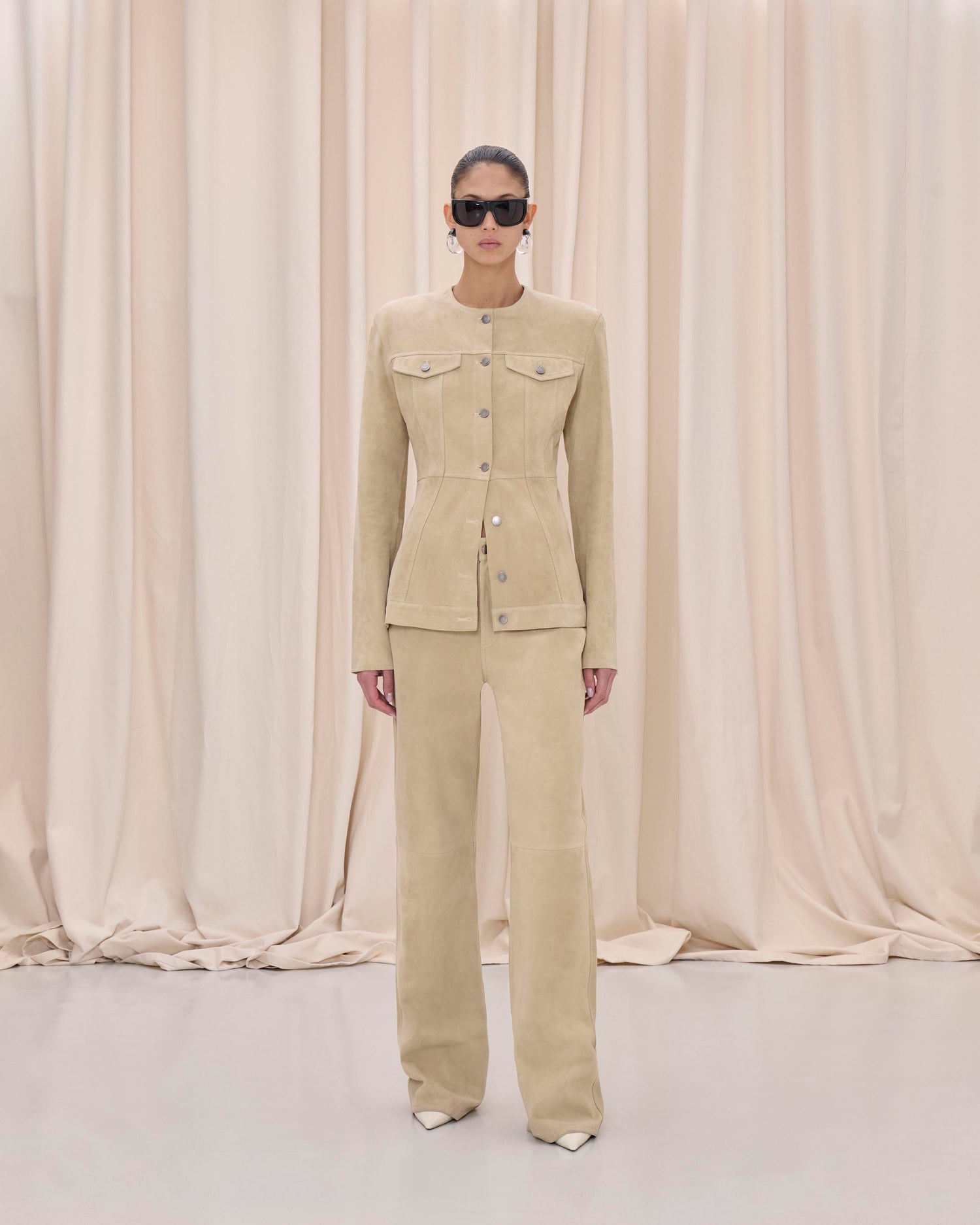 TEMPLE SUDE JACKET // BEIGE