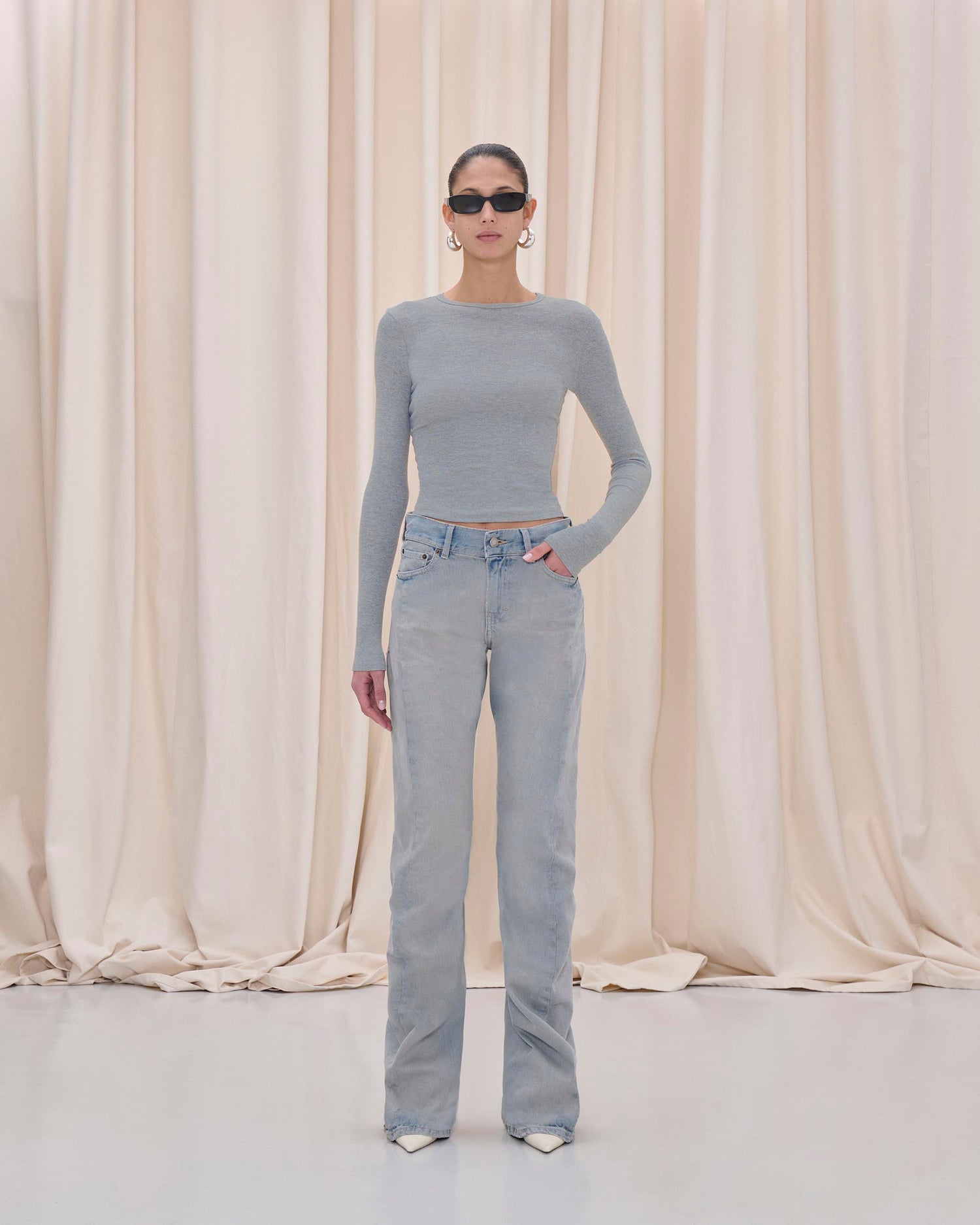 GERY DENIM // LIGHT SPACE