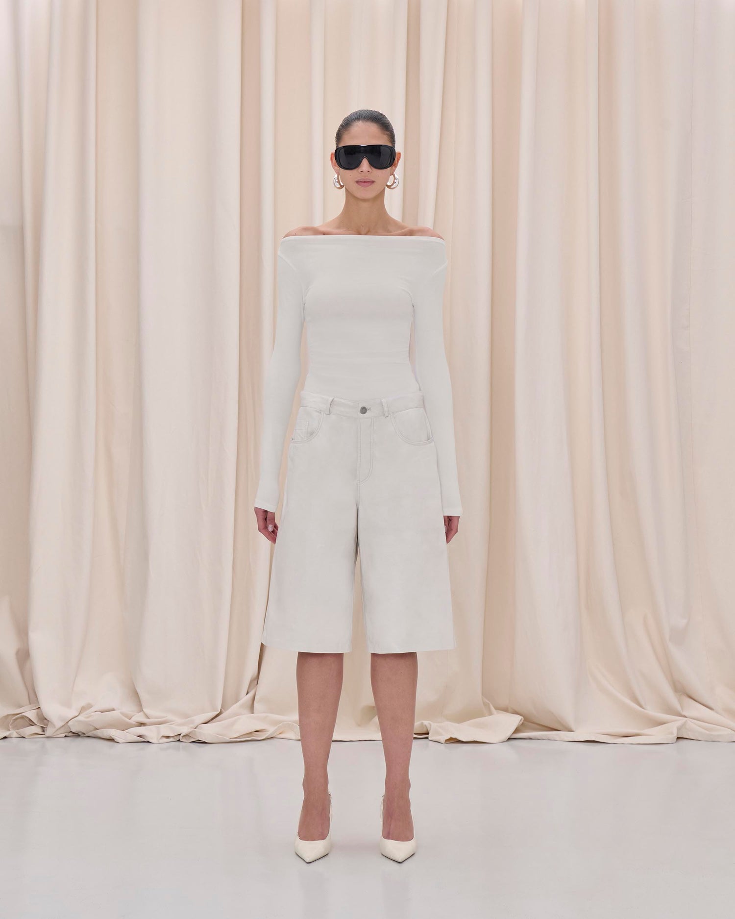 NEW BECKY WRINKLED BERMUDA // WHITE