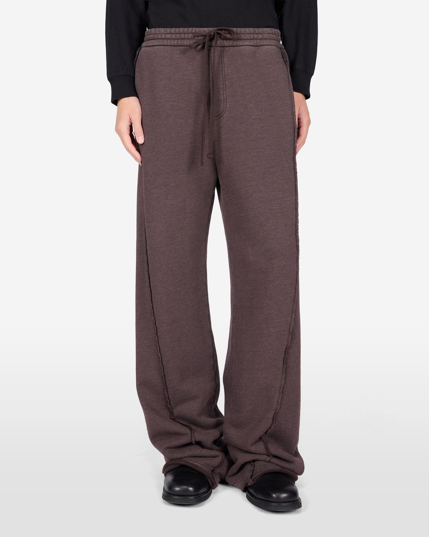 MIKE SWEATPANTS // DEEP BROWN