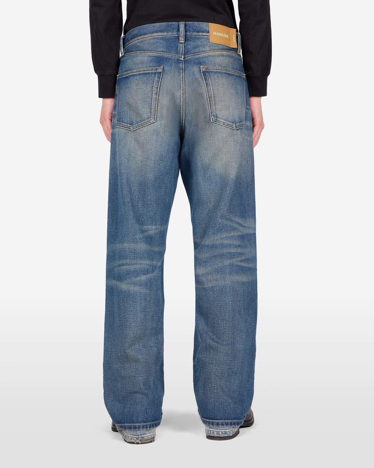 ACHILLES DENIM JEANS // MID BLUE