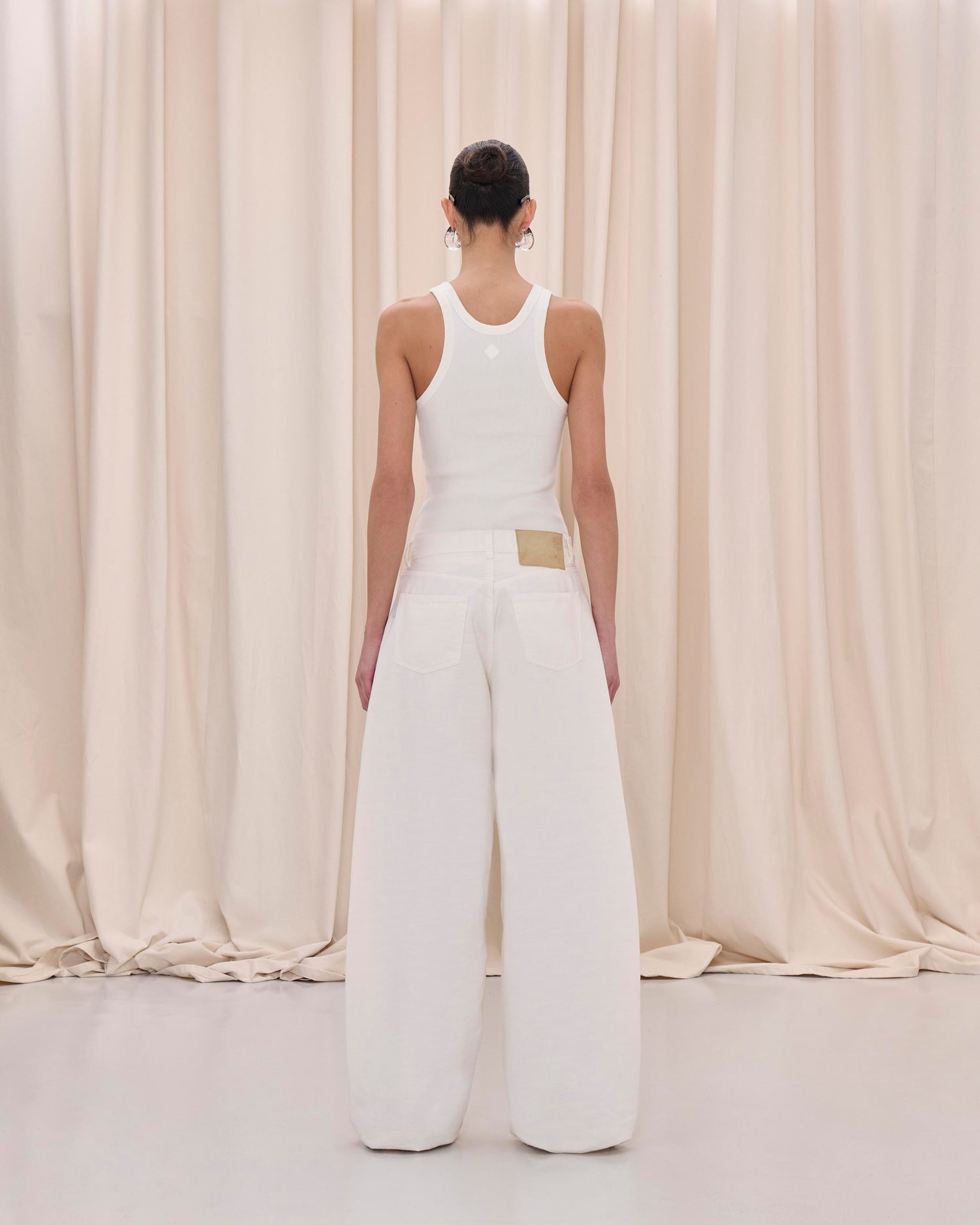 BETHANY BULL 44 DENIM  // OFF WHITE