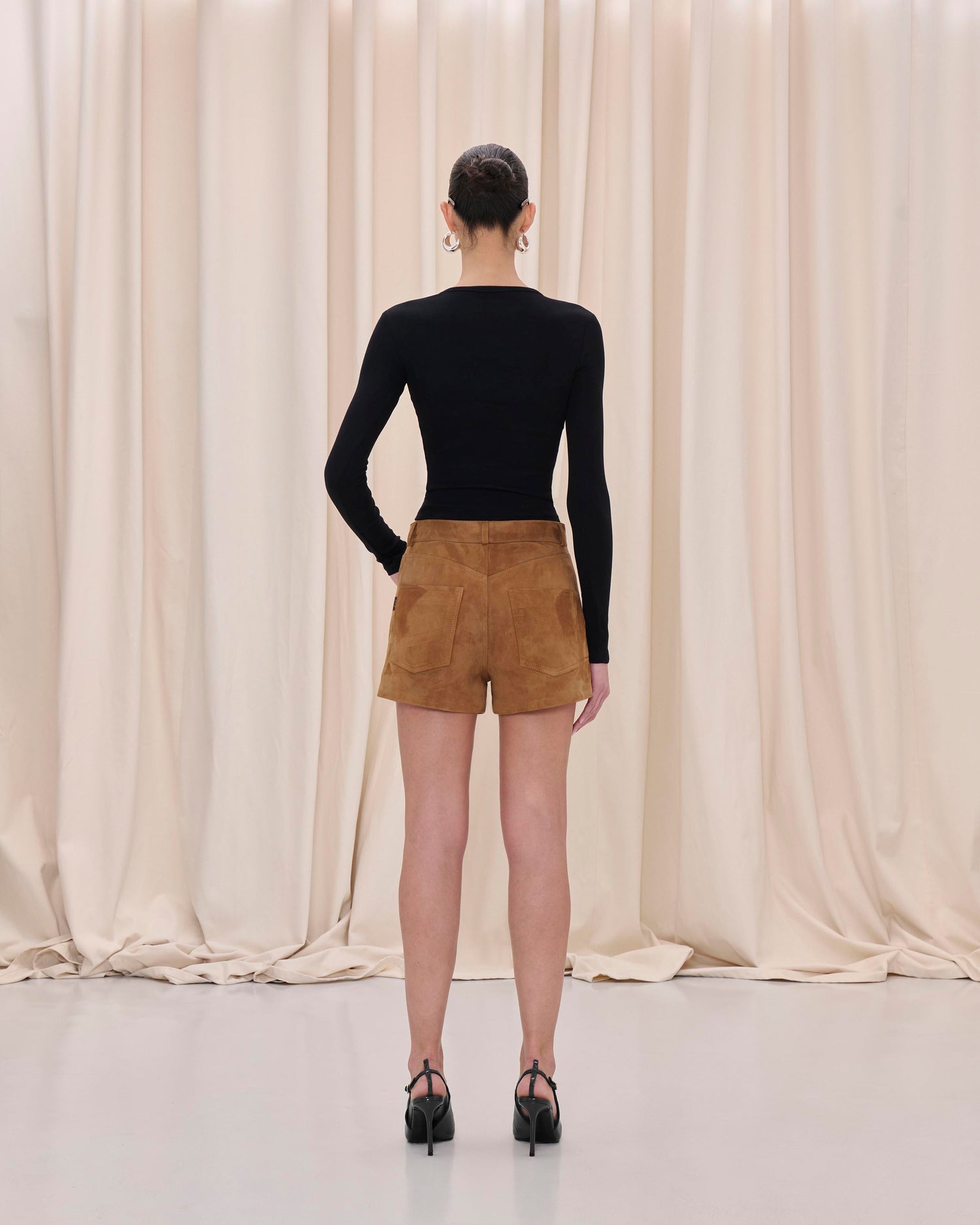 BRIT SUEDE SHORTS // CHOCOLATE