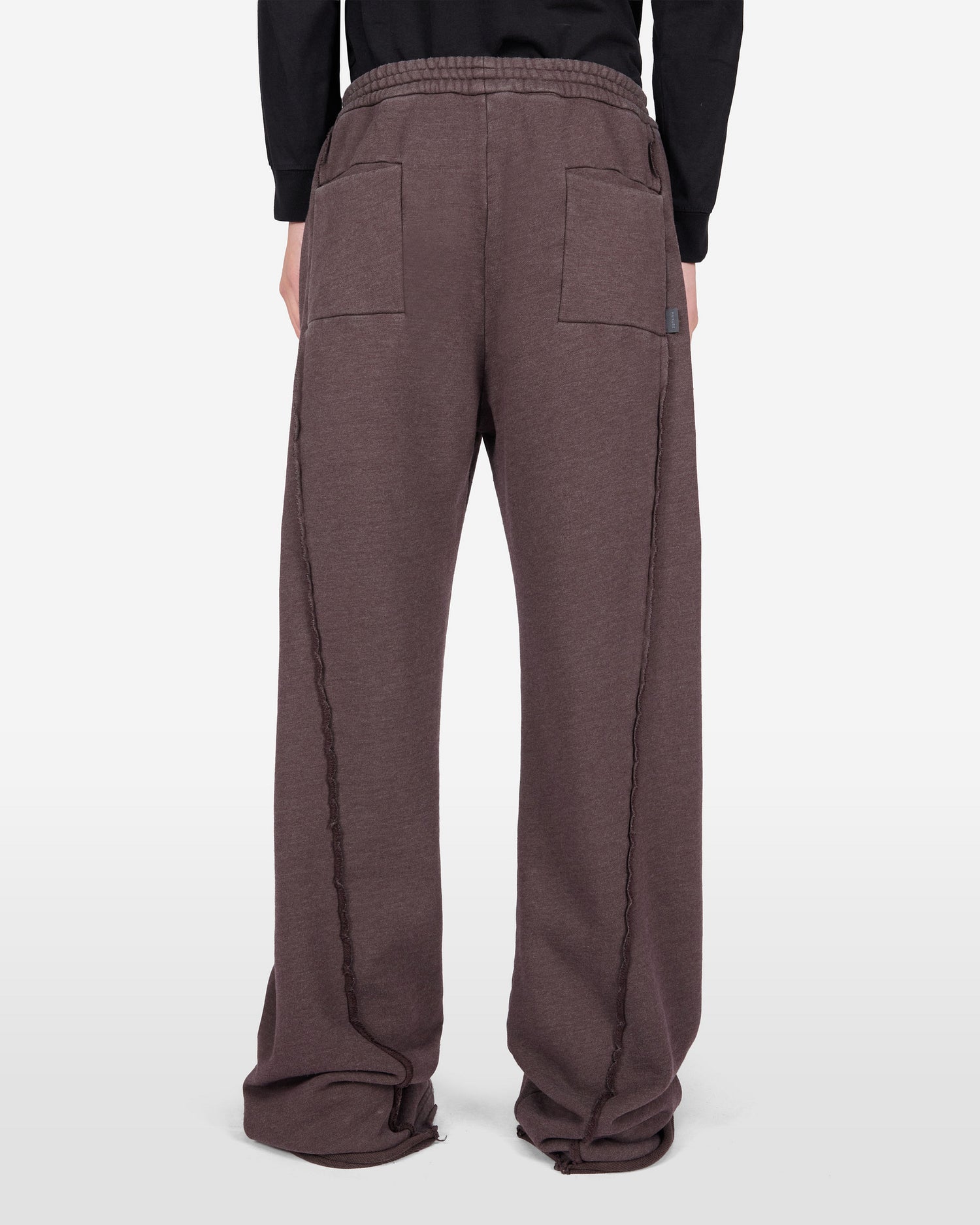 MIKE SWEATPANTS // DEEP BROWN