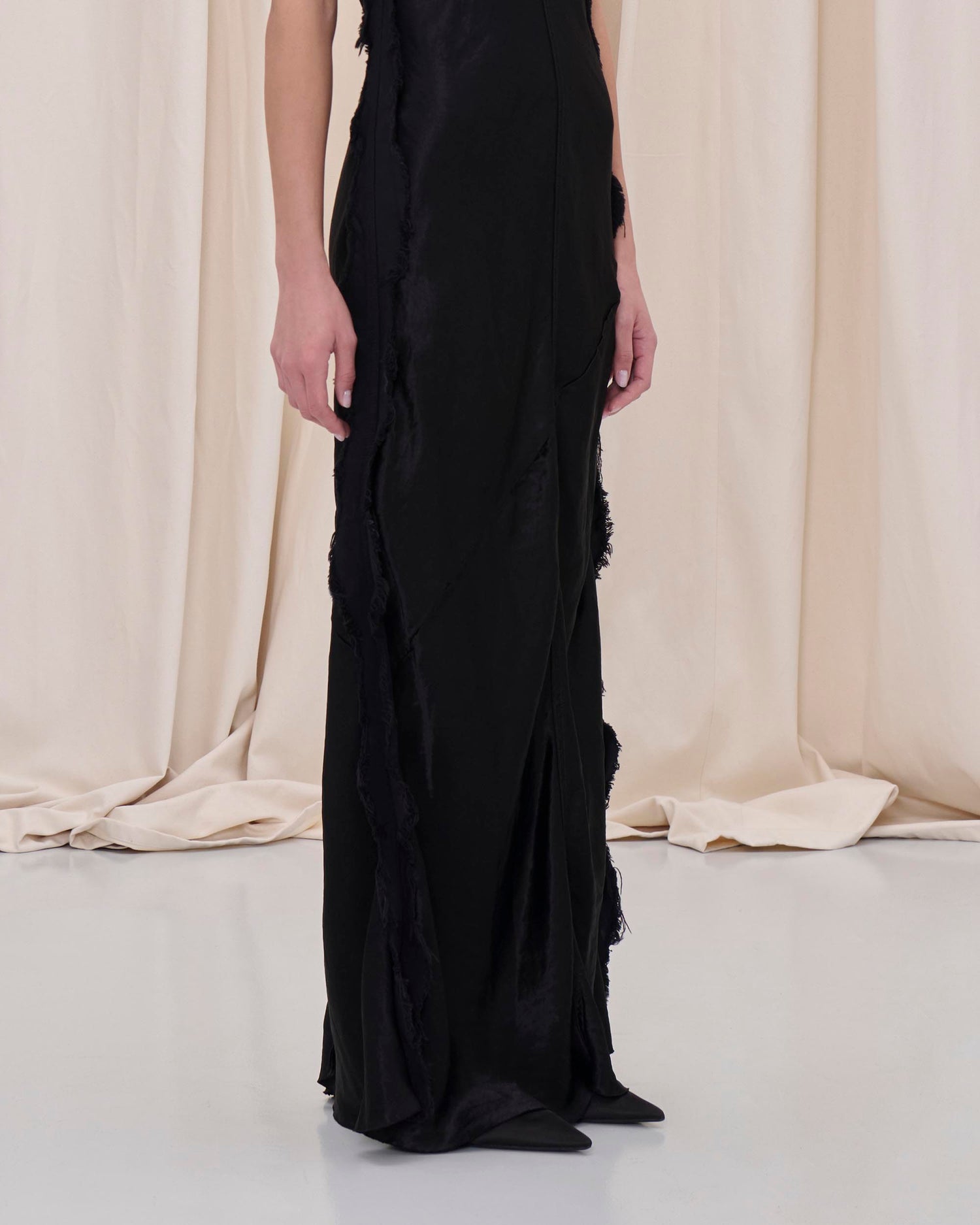 TOTO SATIN BULL DRESS // CARBON