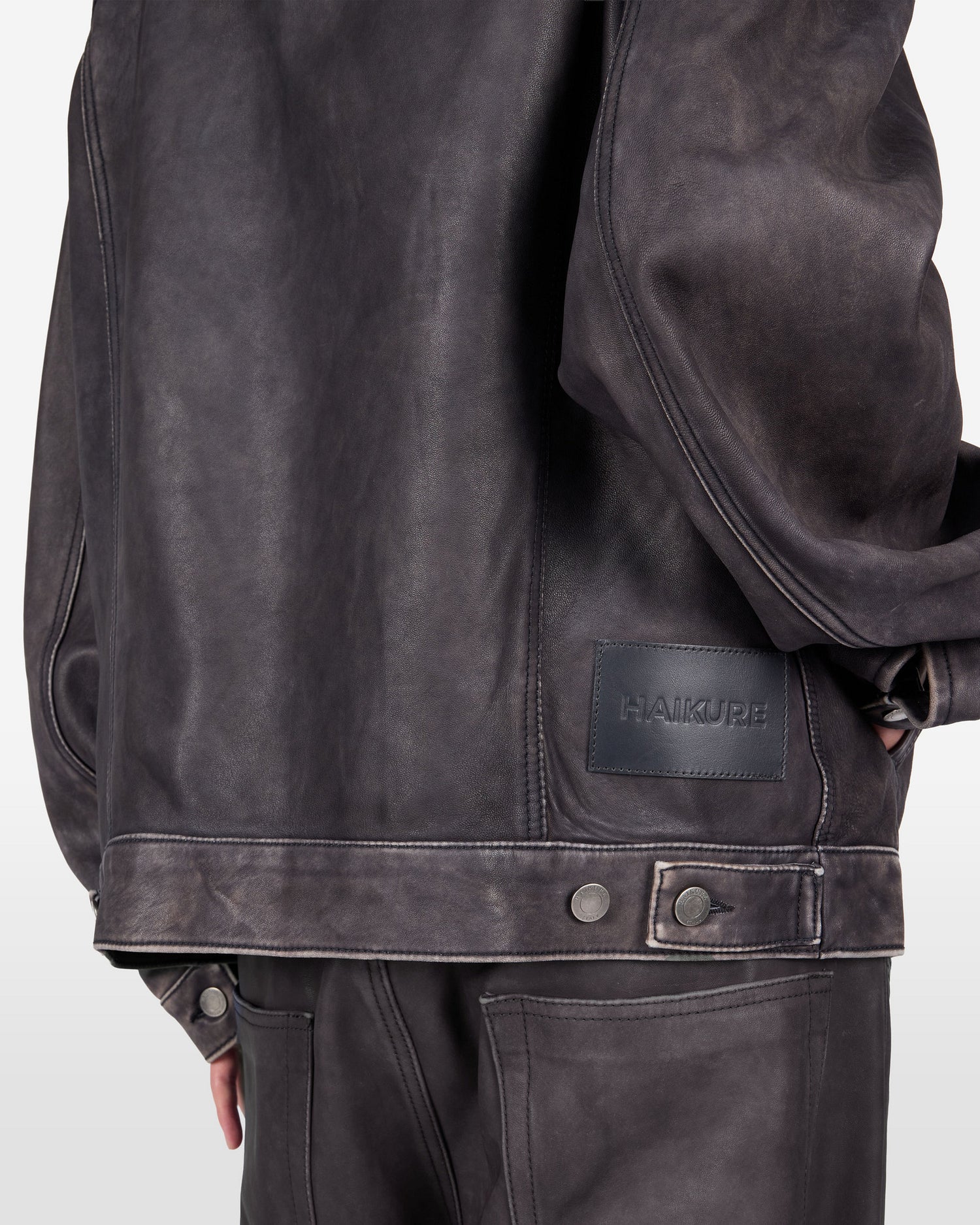 SAGE VINTAGE LEATHER JACKET // VINTAGE BLACK